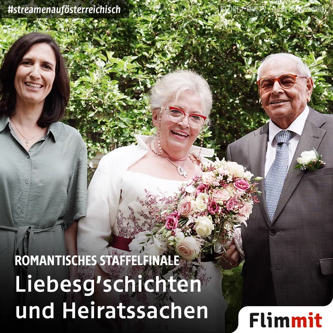 eine Gruppe von Menschen posiert für ein Foto.