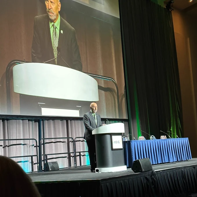 Neil Risch, PhD, accepting the ASHG Lifetime Achievement Award at the 2023 Annual Meeting.