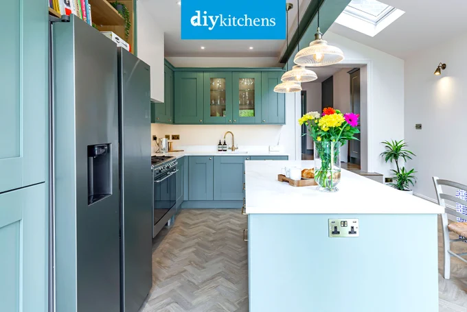 An Innova Malton Bespoke Painted #kitchen | DIY Kitchens