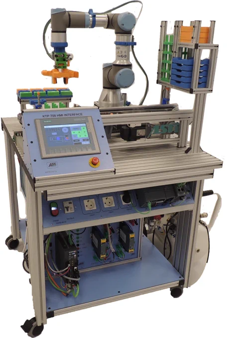 AA096.003.01
INTEGRATED 6 AXIS ROBOT TRAINING STATION (UNIVERSAL ROBOTS UR3E)
