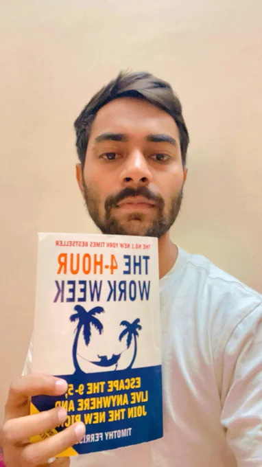 Im very bad in clicking selfies.
Trying my best here😆

Please don’t mind😁