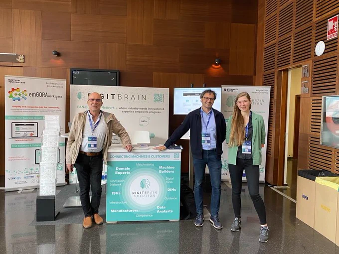 cloudSME and Irish Manufacturing Research presenting DIGITbrain Project and emGORA workspace