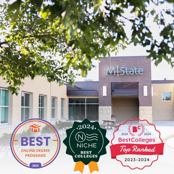M State graphic with badges. Best online degree programs, 2024 Niche best colleges and 2023-0=2024 Best colleges top ranked.