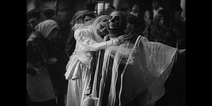 Screengrab from The Dybbuk (1937) 