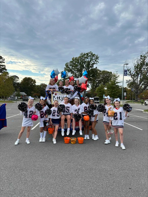 Cheerleaders at homecoming