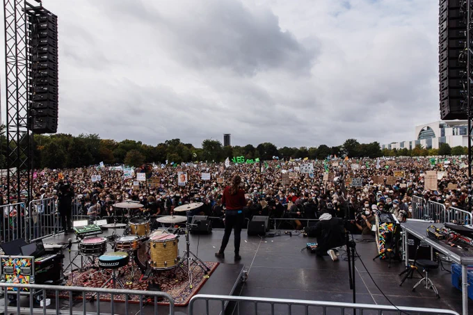 100.000 Menschen streiken in Berlin fürs Klima. 
Foto: Conrad Wegener