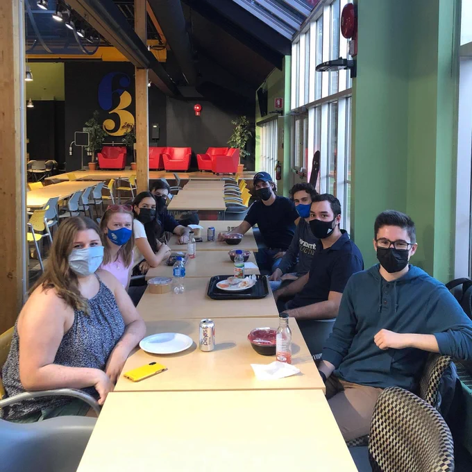 Photo prise avant les mesures sanitaires annoncées le 24 septembre par le gouvernement du Nouveau-Brunswick.