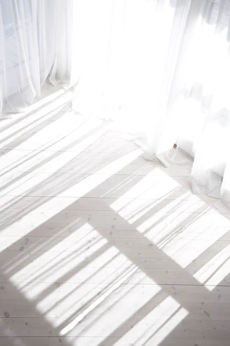 http://whiteandothercolors.tumblr.com/post/118267181894
