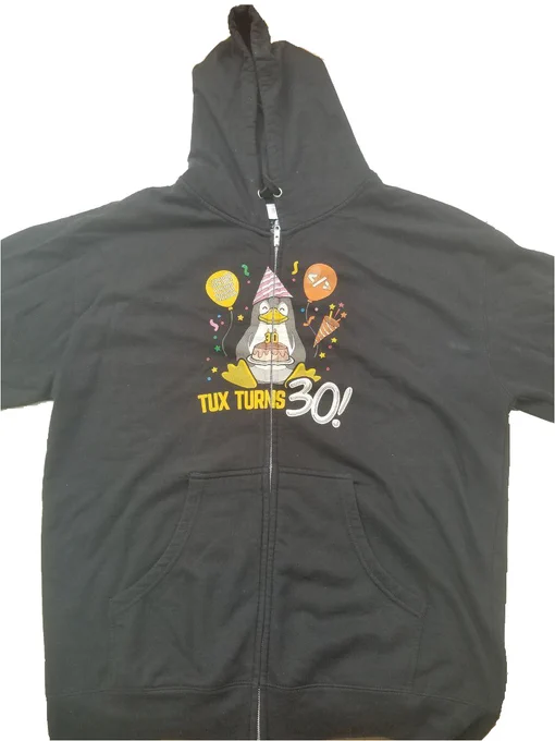 Sweat shirt for the 30 years of Linux with the inscription "Tux Turns 30!"