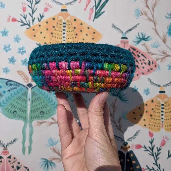 Coiled rope bowl with Janelle Hallett https://www.columbusmakesart.com/event/40772-coil-rope-bowl-workshop