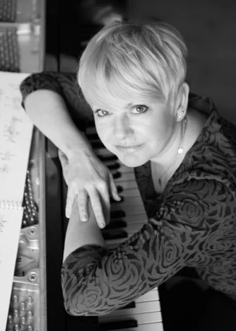 Kate has had many works created for her by composers in the UK and abroad. Kate has co-founded several ensembles combining the prepared piano with other instruments including the harpsichord, Dan Tranh (Vietnamese zither) and sonic art based in Sweden. She has toured worldwide, and has curated events at London’s South Bank Centre for their Massed Piano weekend, and for the Cornelius Cardew Festival. Current research interests include working with augmented instruments and developing new techniques, music and memory (with Dr Marilyn Wyers), and researching the music of transatlantic women composers. Book your tickets at: https://www.eventbrite.co.uk/e/new-pathways-in-improvisation-mdx-tickets-180347914467