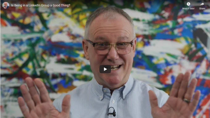 LinkedIn Trainer Nigel Cliffe in his thumbnail in his "Is Being in a LinkedIn Group a Good Thing?" video. 