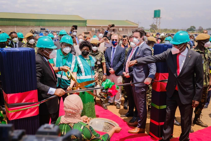 JCM Power is proud to announce that its 60MW AC (75.6MW DC) Salima Solar project in Malawi has reached commercial operations.  The project is the first renewable IPP in Malawi and will provide an average of approximately 150,000 Mwh’s per year, or up to 20% of the power to the country for the next 20  years. 

The project welcomed His Excellency Dr. Lazarus McCarthy Chakwera, President of the Republic of Malawi, and other key stakeholders at an inauguration ceremony on November 16, 2021 to commemorate this important milestone. We were joined by our co-development partners @InfraCoAfrica and @FMO, who will remain long-term investors in the project alongside JCM Power.

The project will provide clean and affordable power to 1.6 million people and is aligned with COP26 objectives as it will reduce greenhouse gas emissions by 14,000 tons per annum, or 280,000 tons over the contracted life of the project.
