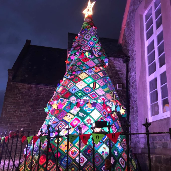 Appledore Community Christmas Tree 2021, By the Community for the Community 😀     photo by @willbrander