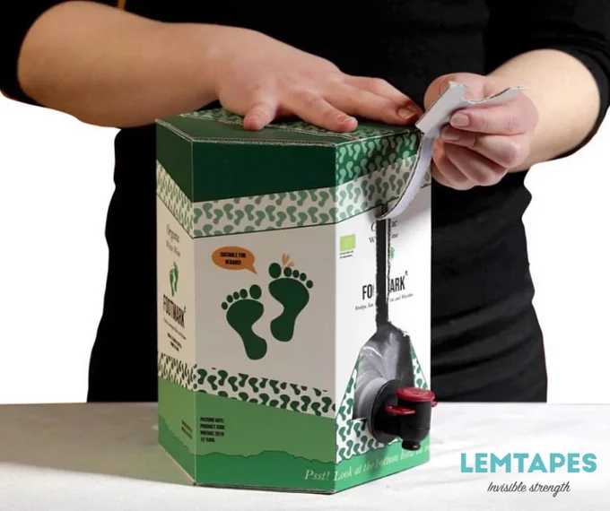 Lemtapes bag-in-box solution replaces plastic handle and provides user-friendly and easy recycling. Read about our cooperation with Aalto University in Pack-Age project