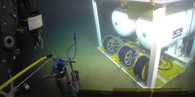 Screenshot of STEMM-CCS video showing underwater experiments to monitor for carbon dioxide leaks https://youtu.be/XmmITi4fxwI 
