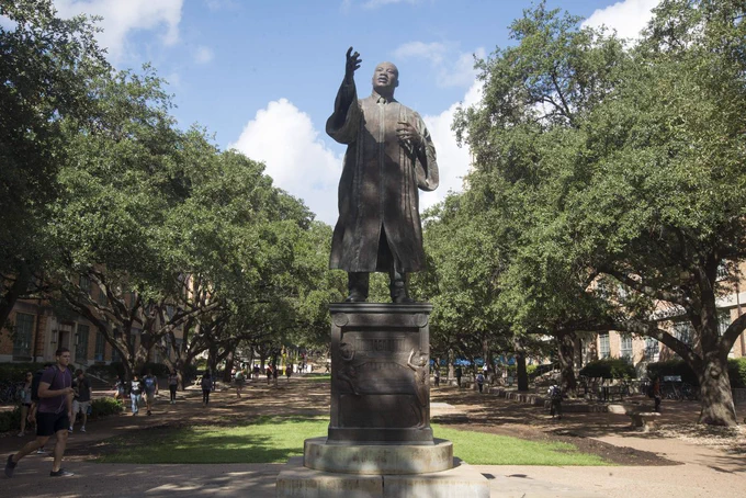 A statue of Martin Luther King Jr. on UT Austin's campus.