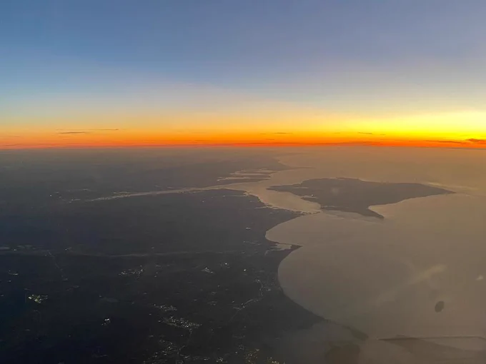Solent from 25000ft, looking East.
