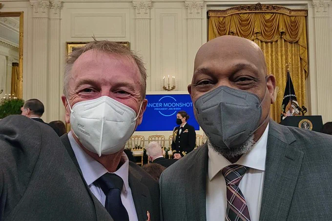 USC cancer scientists John Carpten and Peter Kuhn at The White House discussing Cancer Moonshot