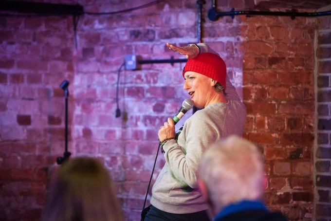 Zoe Lyons
