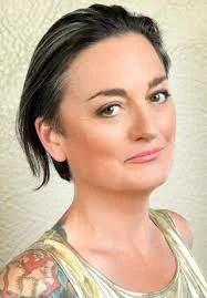 Zoe Lyons