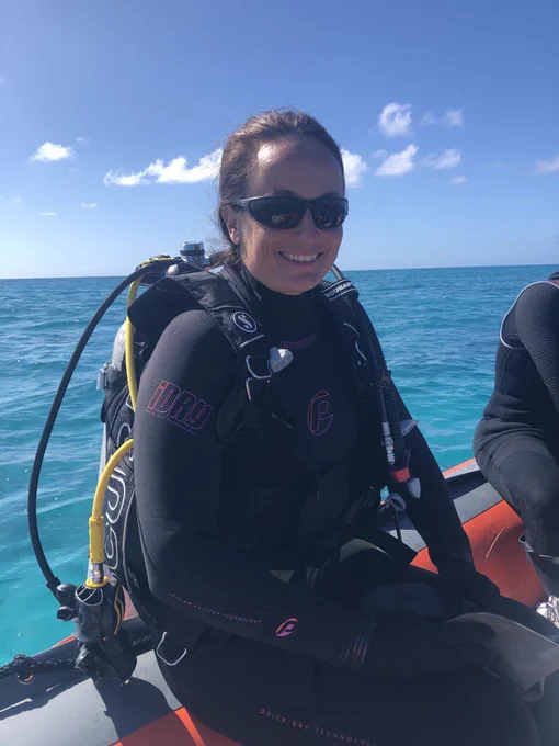 AIMS technical Officer Veronique Mocellin diving the GBR