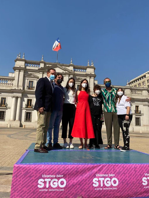 "Santiago, un destello de colores" finalizó hoy en la Plaza de la Constitución. 