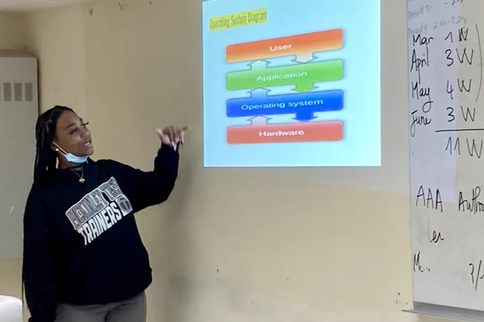 McKinley Academy of IT Networking students presented on software installation, network connections & dozens of subjects in Mr. De Poukn's class this week.  Well done team AOIT!