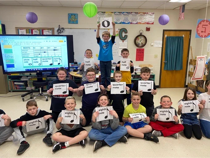 4th Grade music students learn about notes. 
