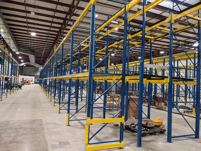 Pushback pallet rack system