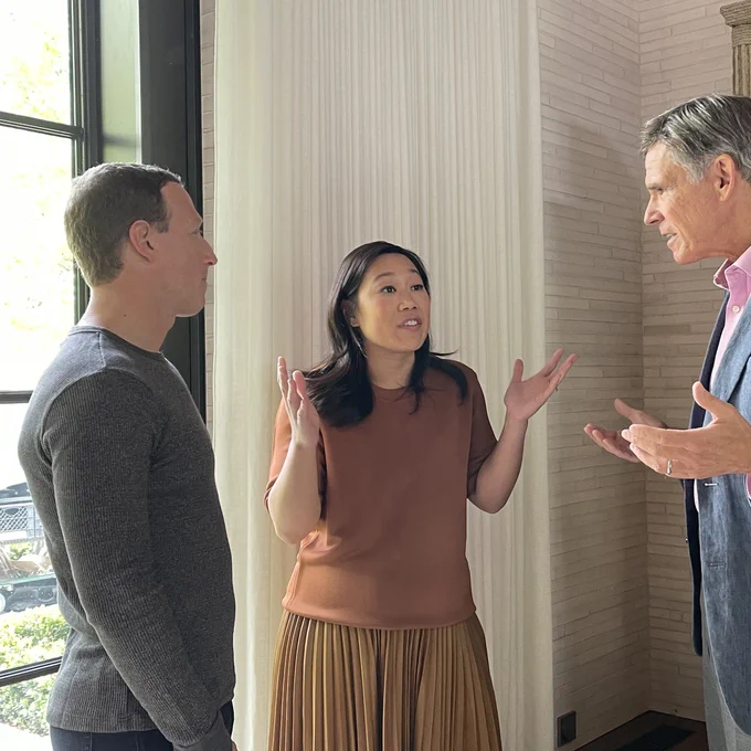 Eric Topol, MD interviews MArk Zuckerberg and Pricilla Chan about the Chan Zuckerberg Institute's push to conquer disease. 