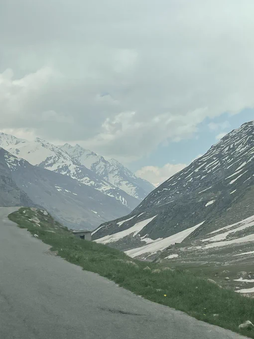 Past Atal tunnel, 60 mins drive from Manali