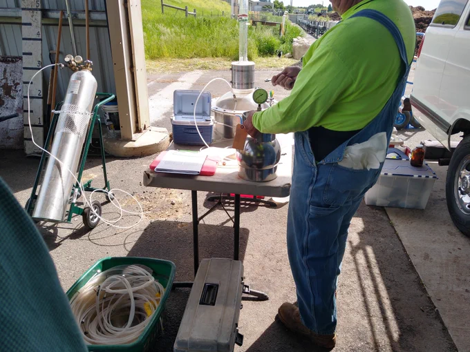 Demonstration of canister and equipment preparation techniques