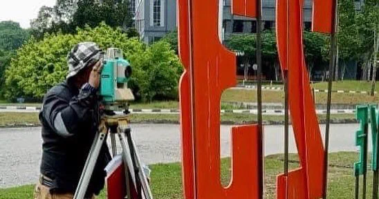 👁‍🗨 Land surveying! 💪💪

#ipmprofessionalservices #landsurvey #demarcationsurvey #spotlevel #detailsurvey #siteboundary #keyplan #locationplan