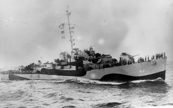 USS Samuel B. Roberts (DE 413), 1944.