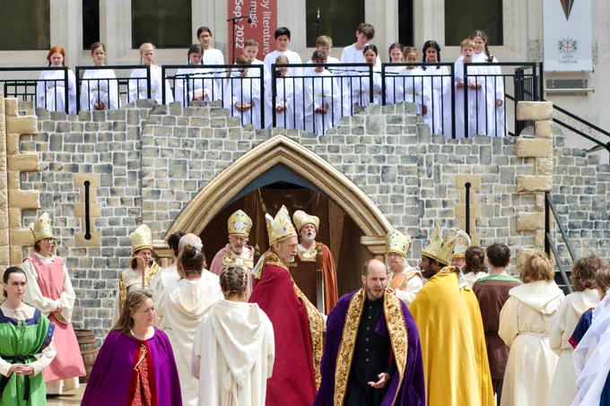 Ensemble, Choir with Ed Hughes as Thomas Becket
