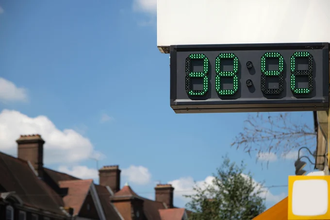 A digital thermometer in London showing the temperatures during the UK heat wave 
