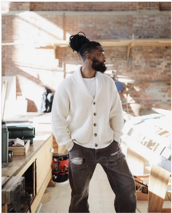 merrow1838
Heritage knitwear. Crafted in the tradition infamous with American shakers our Newport shawl cardigan provides lightweight comfort without all the bulk.
#Ametora
#heritageknitwear
#modernmanufacturing