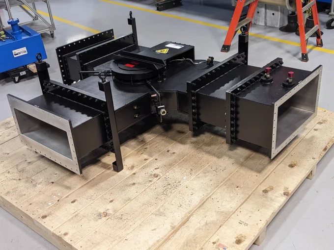 WR2300 High-Power Waveguide Circulator