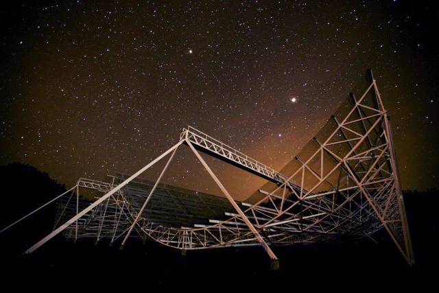 CHIME telescope. 