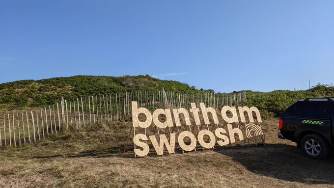 Sign of the event, bantham swoosh