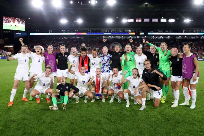 England's players celebrate reaching the UEFA Women's EURO 2022 final