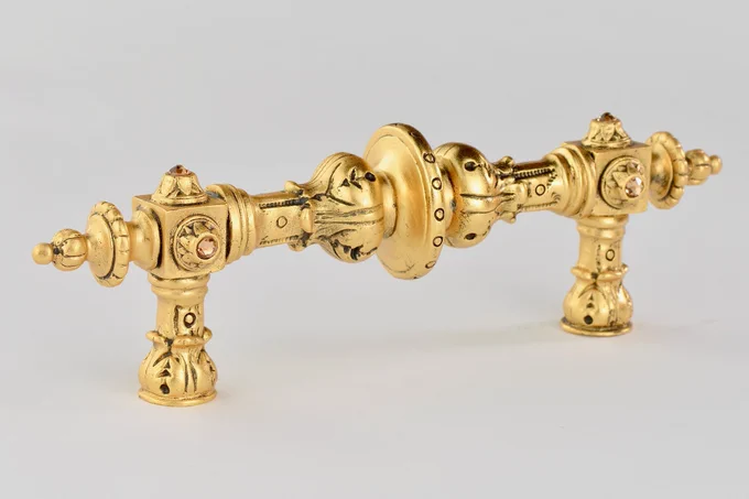 Check out our video celebrating 25 years hand-casting and finishing hardware in the USA! Our Portobello Road Pull in Satin Gold finish is just one of hundreds of decorative hardware designs we offer. For more info visit www.nottinghill-usa.com Call 262-248-8890 or email us at cs@nottinghill-usa.com