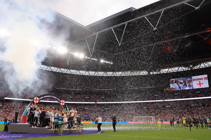England lift the UEFA Women's EURO 2022 trophy at Wembley