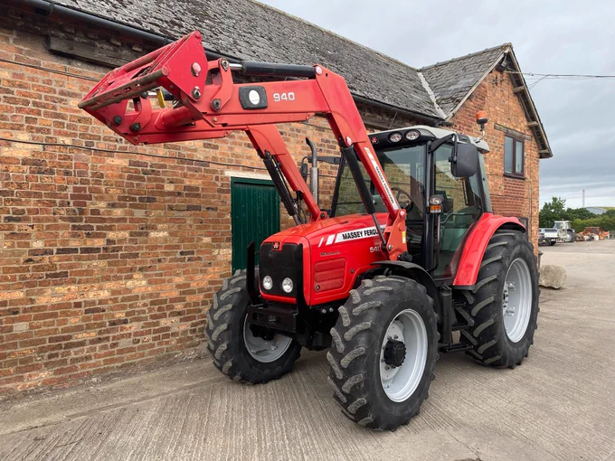 Used Massey Ferguson 5455 Dyna 4 Essential Model. Year of Manufacture 2007. Hours 6062*
Available to view at our Coven depot. Price - £26,950.00   VAT.