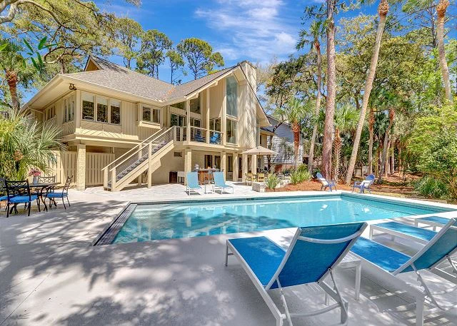 New renovations, great pool area and rec space with pool table & ping pong. ID 257546 OwnerDirect.com