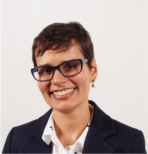 A headshot of mechanical engineering associate professor Carmen Gomes