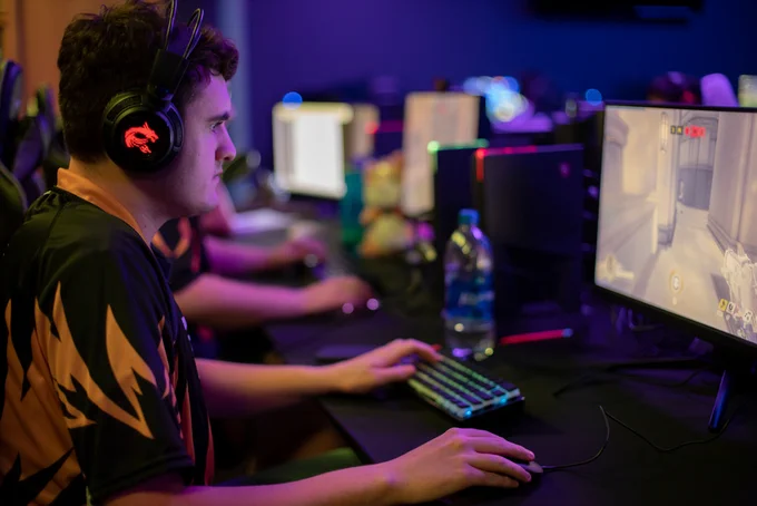 A Mizzou Esports player practices in the Esports facility in Center Hall
