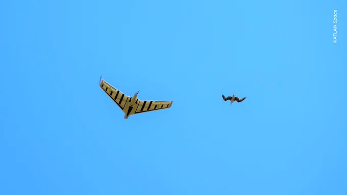 Photo from ATLAN Space's archives; Flying in tandem