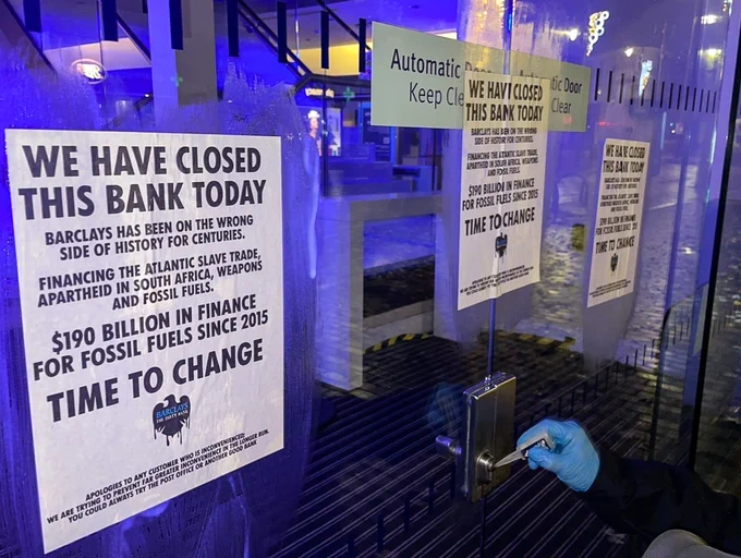 Barclays in Haywards Heath. @BBCBreakingNews
